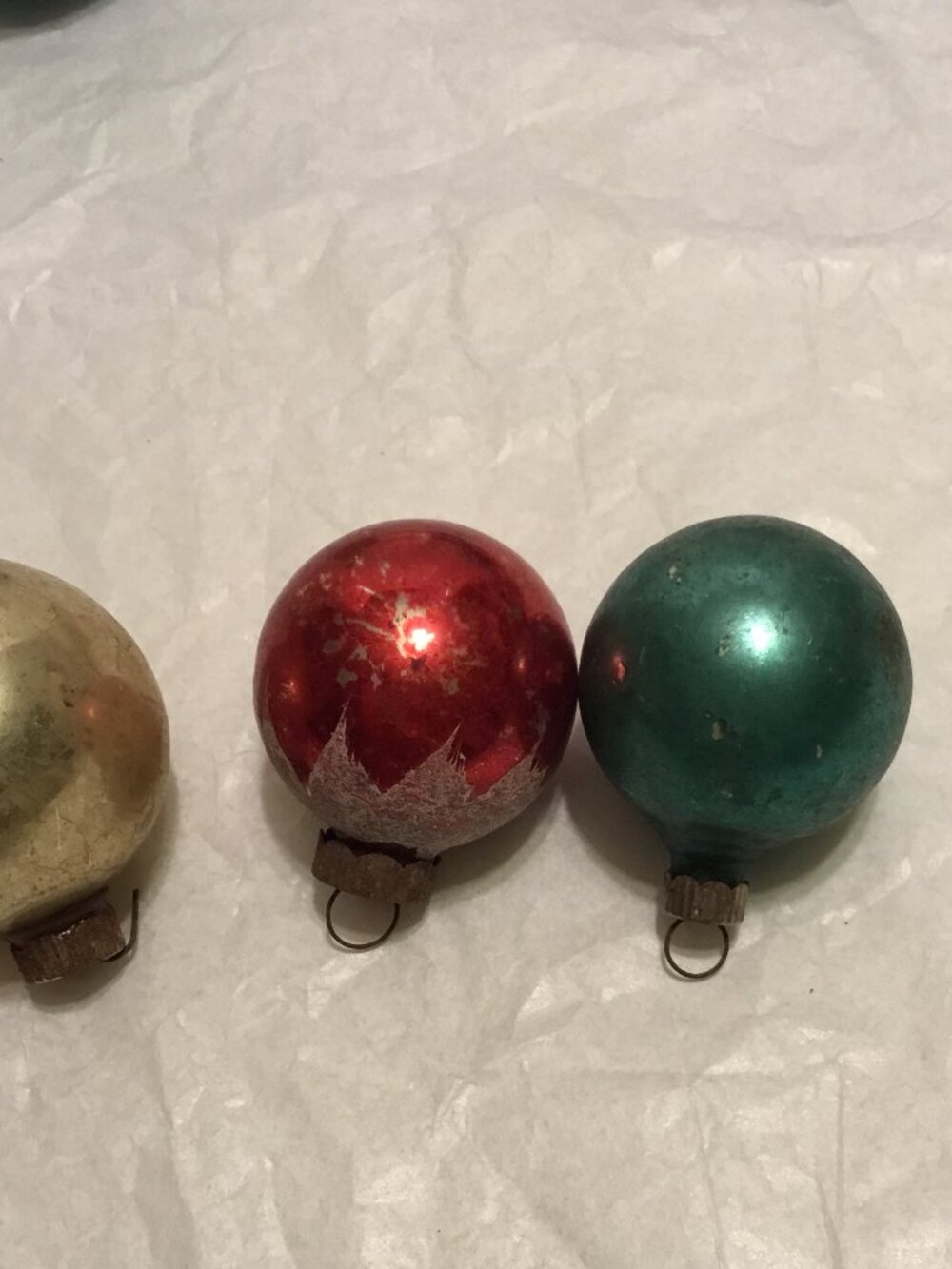 Very colorful lot of 8 antique & fragile glass Christmas tree ornaments - Picture 11 of 15